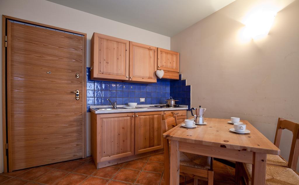 Residence Stalle Lunghe ปราโตเนโวโซ ภายนอก รูปภาพ